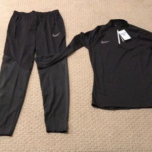 Nike dri-fit, slim fit, sweat suit, Women’s Medium (M), black, NWT